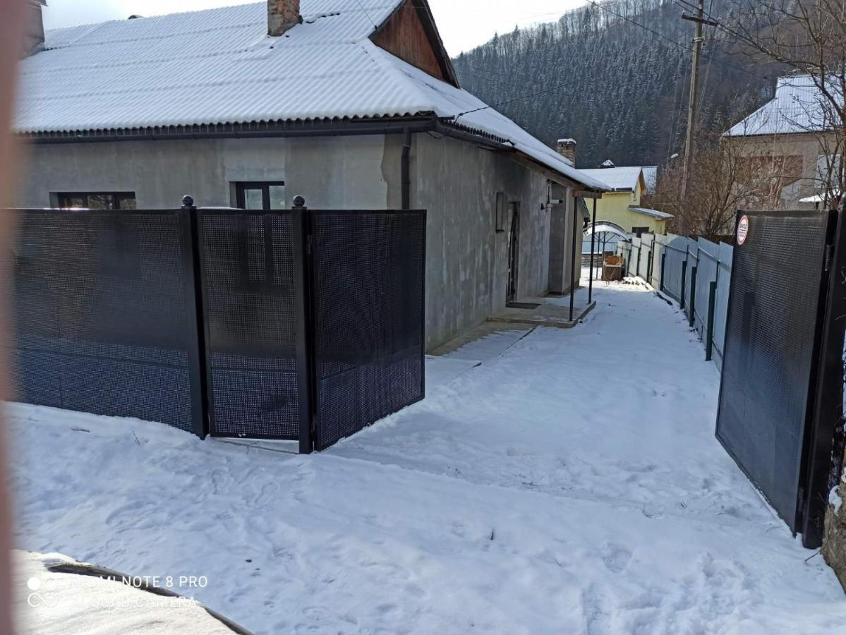 Villa Чотири Стихії Mizhhirya  Exterior foto